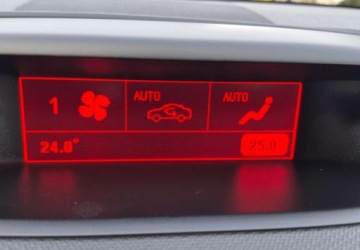 Opel Meriva II Mikrovan Facelifting 1.4 Turbo ECOTEC 140KM 2017 Opel Meriva Opel Meriva 1.4 Automatik Edition 1.4 Benzyna 140KM, zdjęcie 8