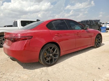 Alfa Romeo Giulia II Sedan Facelifting 2.0 Turbo 280KM 2020 Alfa Romeo Giulia 2020 2.0l 2.0 Benzyna 280KM, zdjęcie 3