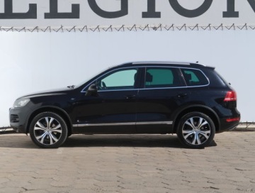 Volkswagen Touareg II SUV 3.0 V6 TDI BlueMotion 240KM 2011 VW Touareg 3.0 TDI, 236 KM, 4X4, Automat, zdjęcie 2