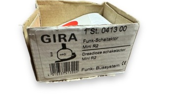 Пульт радиоуправления Gira