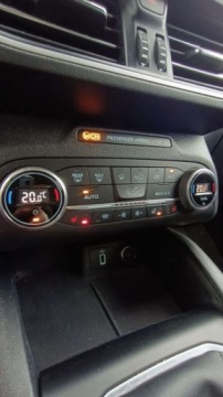 Ford Focus III Sedan Facelifting 1.0 EcoBoost 125KM 2018 Ford Focus Ford Focus 1.0 salon PL, kamera, serwisowany, Gwarancja, FV VAT, zdjęcie 13