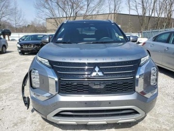 Mitsubishi Outlander III 2023 Mitsubishi Outlander 2023, 2.5L, 4x4, SEL, od ubezpieczalni 2.5 Benzyna, zdjęcie 5