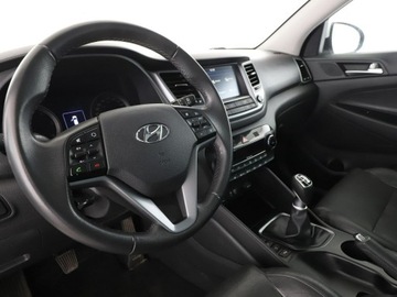Hyundai Tucson III SUV 1.7 CRDI 115KM 2015 Hyundai Tucson 1.7 CRDi Panorama Nawigacja, zdjęcie 13
