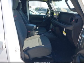 Jeep Wrangler IV 2025 Jeep Wrangler 4-Door Rubicon 2025 2.0l 2.0 Benzyna 270KM, zdjęcie 9