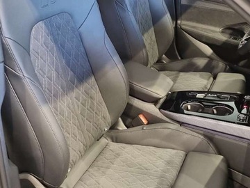 Audi A5 B10 Avant Plug-In 2.0 TFSI e-hybrid 299KM 2025 AUDI A5 e-Hybrid quattro Avant Combi 2.0 (299 KM) 2025, zdjęcie 5