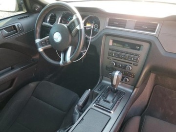 Ford Mustang VI Convertible 5.0 Ti-VCT 421KM 2014 Ford Mustang 2dr Cpe gt 5.0 Benzyna 420KM, zdjęcie 6