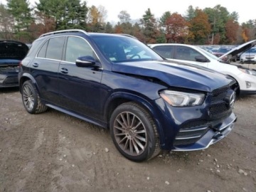 Mercedes GLE V167 2021 Mercedes-Benz GLE 2021, 2.0L, 4x4, od ubezpieczalni 2.0 Benzyna 255KM, zdjęcie 2