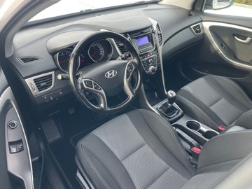 Hyundai i30 II Hatchback 3d 1.4 100KM 2013 Hyundai i30 2013r 1.4 Benzyna 99KM Bogata wersja, zdjęcie 8
