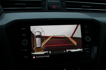 Volkswagen Passat B8 Variant Facelifting 2.0 TSI 190KM 2021 Volkswagen Passat BUSINESS 2.0TSI 190KM Salon PL GWARANCJA SelectCar+ FV23%, zdjęcie 21