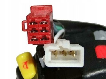 КОМБИНИРОВАННЫЙ ПЕРЕКЛЮЧАТЕЛЬ ЛЕВАЯ СТОРОНА YAMAHA