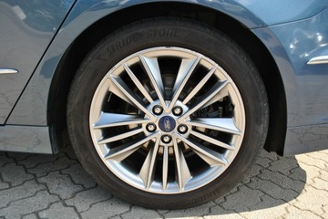 Ford Mondeo V Kombi Facelifting 2.0 EcoBlue 190KM 2020 Ford Mondeo Vignale Kombi 2,0Ecoblue 190KM A8 ASO, zdjęcie 31