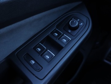 Volkswagen Golf VII Hatchback 5d Facelifting 1.5 TSI BMT 130KM 2020 VW Golf 1.5 eTSI, Salon Polska, Navi, Klima, zdjęcie 15