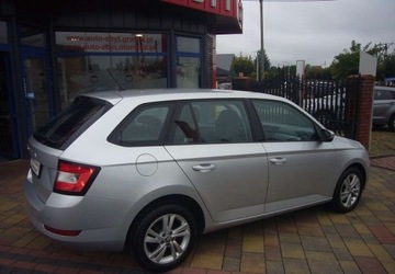 Skoda Fabia III Kombi Facelifting 1.0 TSI 110KM 2020 Skoda Fabia Skoda Fabia III Salon PL - serwis Benzyna 110KM, zdjęcie 5