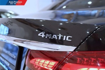 Mercedes Klasa E W213 Limuzyna Facelifting 2.0 E220d 194KM 2022 Mercedes-Benz Klasa E 220dFV23Reflektory LED StatyczneOswietlenie Ambiente, zdjęcie 17
