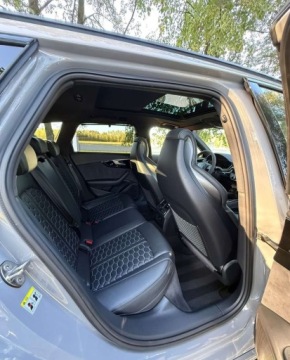 Audi A4 B9 RS4 Avant Facelifting 2.9 TFSI 450KM 2023 Audi RS4 Avant Audi RS4 Avant Avant quattro tiptronic 2.9 Benzyna 450KM, zdjęcie 18