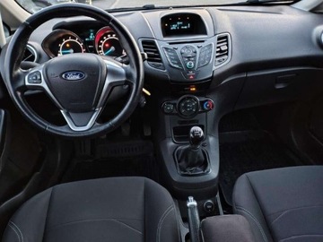 Ford Fiesta VII Hatchback 3d Facelifting 1.0 EcoBoost 100KM 2017 Ford Fiesta VATmarza Pierwszy wlasciciel od Dealera Benzyna 100KM, zdjęcie 9