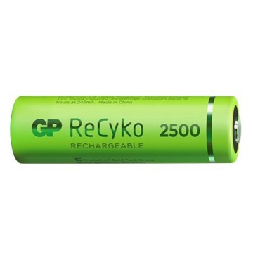 4 аккумулятора GP ReCyko 2500 AA R6 емкостью 2450 мАч