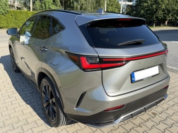 Lexus NX II SUV Facelifting 2.5 450h+ 309KM 2022 LEXUS NX 450h+ 309KM | F Sport |Polski Salon | Serwis ASO | FAKTURA VAT 23%, zdjęcie 15