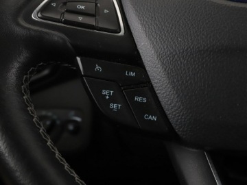 Ford Kuga II SUV 1.5 EcoBoost 150KM 2016 Ford Kuga ST-line bixenon navi kamera panorama, zdjęcie 30
