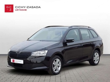 Skoda Fabia III Kombi Facelifting 1.0 TSI 95KM 2021 Skoda Fabia 1.0 TSI 95KM Ambition klimatyzacja Czujniki Salon PLSerwis ASO