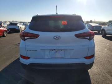 Hyundai Tucson III 2016 Hyundai Tucson 2016 HYUNDAI TUCSON SE 2.0 Benzyna 142KM, zdjęcie 6