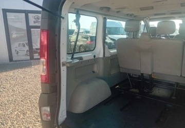 Renault Trafic II Kabina 2.0 dCi 90KM 2009 Renault Trafic Renault Trafic 2.0 Diesel 90KM, zdjęcie 10