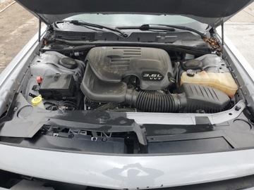 Dodge Challenger III 2021 Dodge Challenger SXT 2021 3.6l 3.6 Benzyna 303KM, zdjęcie 6