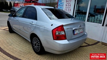 Kia Cerato Sedan 1.6 i 16V 105KM 2005 Kia Cerato Zarejestrowany Super stan 1.6 BenzynaLPG 105KM, zdjęcie 3