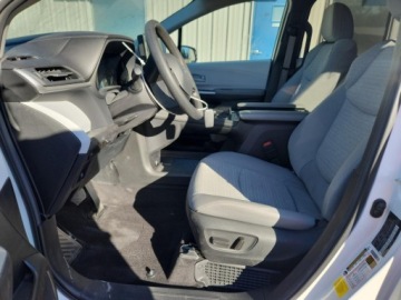 Toyota Sienna III 2025 Toyota Sienna LE 2025 2.5l 2.5 Hybryda 245KM, zdjęcie 7