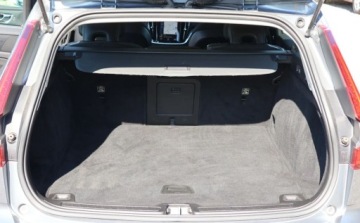 Volvo V60 II  Kombi 2.0 D3 150KM 2019 Volvo V60 NAVIGACJA, Grzane Fotele, Multifunkcja, Tempomat, Czujniki, Auto, zdjęcie 19