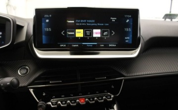 Peugeot 2008 II SUV 1.2 PureTech 130KM 2022 Peugeot 2008 PureTech 130 AUTOMAT EAT8 Allure Pack Perla SalonPL od R, zdjęcie 31