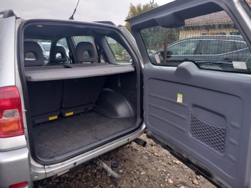 Toyota RAV4 II 2003 Toyota RAV4 Toyota RAV4 2.0 d 4x4 2.0 Diesel 85KM, zdjęcie 25