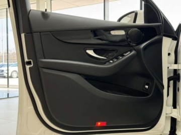 Mercedes GLC C254/X254 2022 Mercedes-Benz GLC 200 4-Matic Kamera cofania Asystent parkowania Nawiga, zdjęcie 10