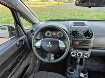 Mitsubishi Colt VI Hatchback 1.1 i 12 V CZ3 75KM 2010 Mitsubishi Colt 1.1i Oryginał Bezwypadkowy klima, zdjęcie 5