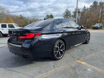 BMW Seria 5 G30-G31 2022 BMW Seria 5 2022 BMW M550XI 4.4 Benzyna 533KM, zdjęcie 2