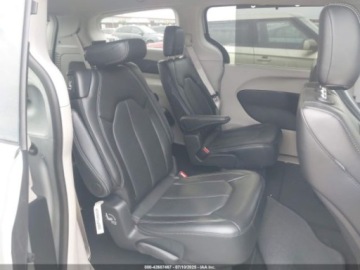 Chrysler Pacifica II 2024 Chrysler Pacifica Touring L 2024 3.6 Benzyna 287KM, zdjęcie 12