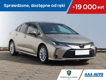 Toyota Corolla XII Sedan 1.5 VVT-i 125KM 2022 Toyota Corolla 1.5 VVT-i, Salon Polska
