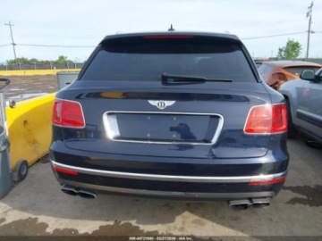 Bentley Bentayga 2019 Bentley Bentayga V8, 2019r., 4x4, 4.0L 4.0 Benzyna 542KM, zdjęcie 7