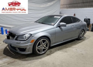 Mercedes Klasa C W205 2014 Mercedes-Benz Klasa C 63 AMG 2014 6.2l 6.2 Benzyna 451KM