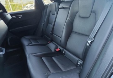 Volvo XC60 II 2022 Volvo XC 60 2.0d B5 Mild Hybrid 235KM 15KM AWD Salon PL Vat 23 2.0 235KM, zdjęcie 14