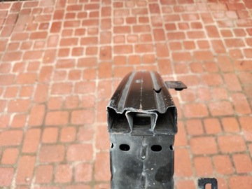 Усиливающая балка переднего бампера Renault Megane IV