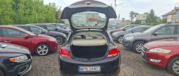 Opel Insignia I Sedan 1.6 Turbo ECOTEC 180KM 2010 Opel Insignia Opel Insignia 1.6 Turbo Cosmo 1.6 Benzyna 180KM, zdjęcie 26