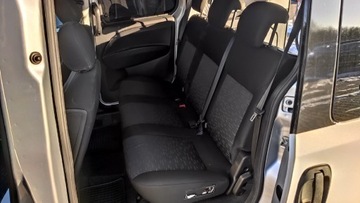 Opel Combo D Tour 1.6 CDTI 105KM 2017 Opel Combo Tour Van 1.6 CDTI L1H1 - diesel 5 drzwi, zdjęcie 9