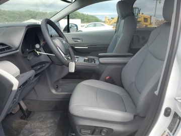 Toyota Sienna III 2024 Toyota Sienna XLE 2024 2.5l 2.5 Hybryda 245KM, zdjęcie 7
