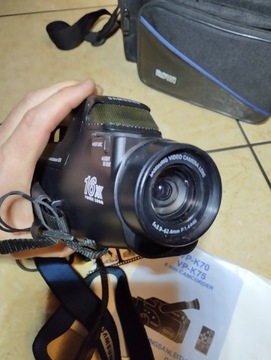 Видео8 Камера Samsung K70, СОВЕРШЕННО НОВОЕ СОСТОЯНИЕ, играет прекрасно!