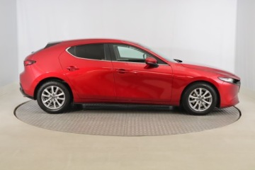 Mazda 3 IV Hatchback 2.0 Skyactiv-G 122KM 2019 Mazda 3 2.0 Skyactiv-G, Salon Polska, Navi, Klima, zdjęcie 5