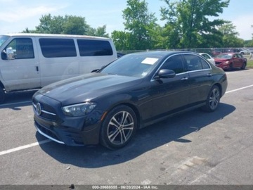 Mercedes Klasa E W213 2021 Mercedes-Benz Klasa E 2021 Mercedes-Benz E-Class E 350 4MATIC Sedan 2.0, zdjęcie 2