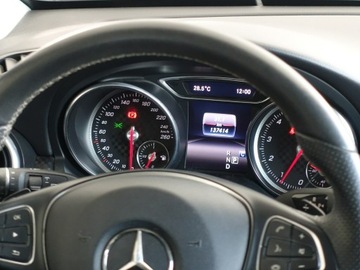 Mercedes Klasa A W176 Hatchback 5d Facelifting 180 122KM 2017 Mercedes A 180 1.6 Ben.122KM/Automat/Salon, zdjęcie 23