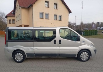 Renault Trafic II Kabina 2.0 dCi 115KM 2012 Renault Trafic Kupiony w Polsce - wersja Long - 9 foteli - 2,0 - 114 KM 2.0, zdjęcie 5