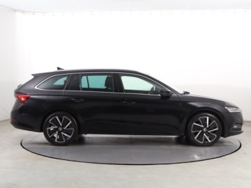 Skoda Octavia IV Kombi 2.0 TDI 150KM 2021 Skoda Octavia 2.0 TDI, Salon Polska, Serwis ASO, zdjęcie 5